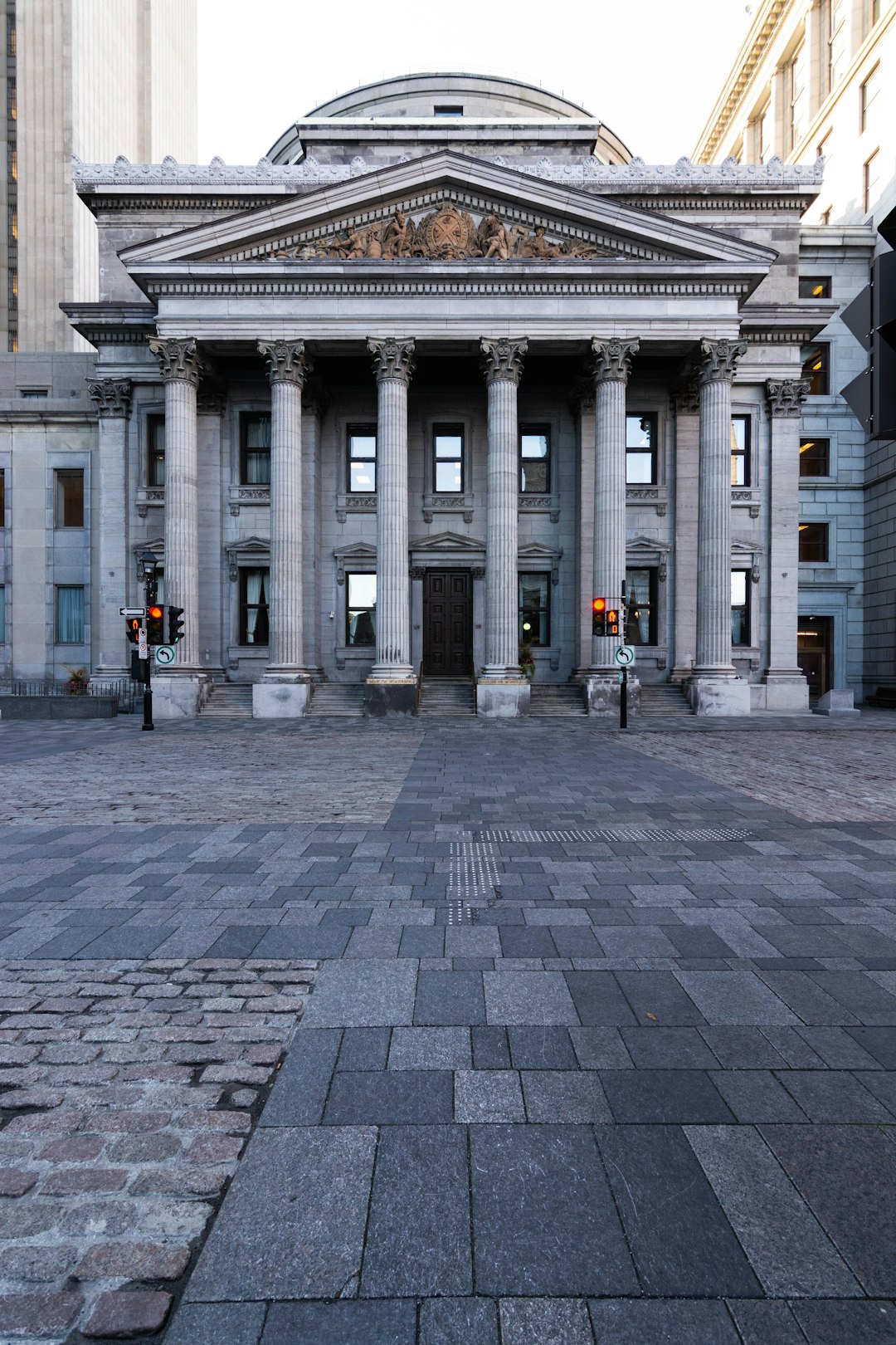Banks & Financial Institutions